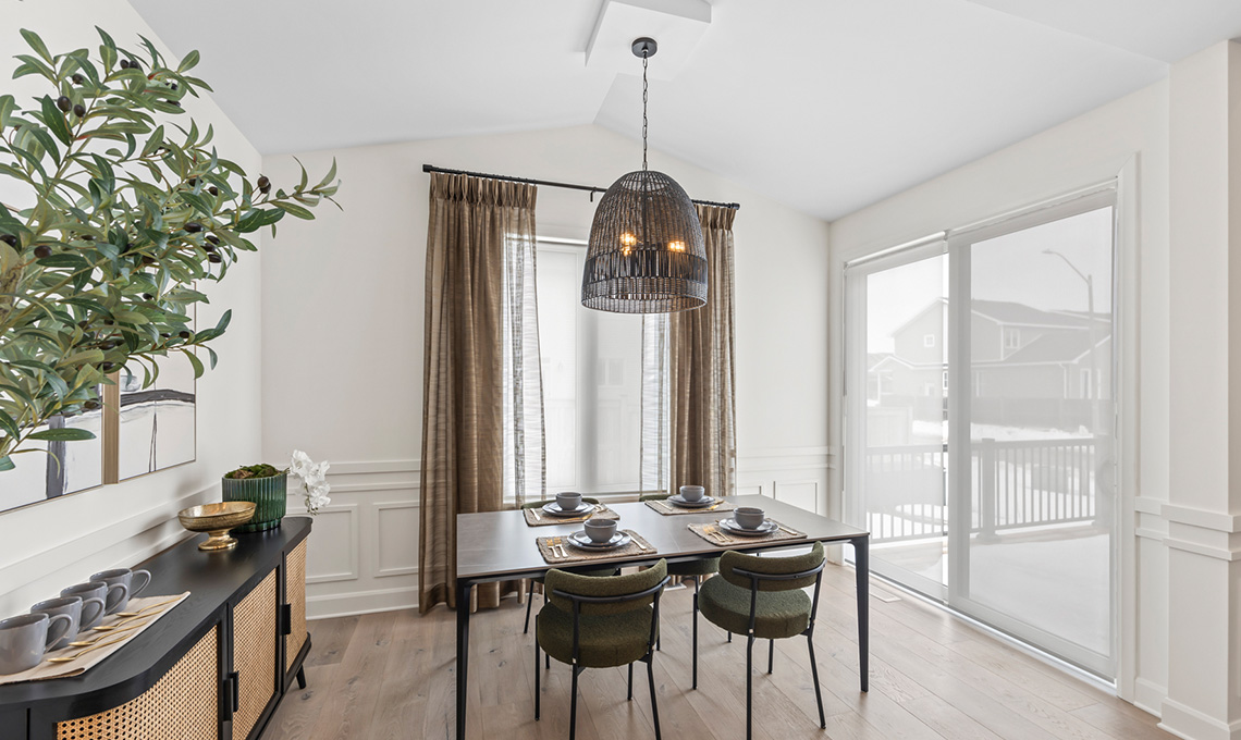 Eat-in Kitchen