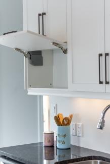 Bread cupboard